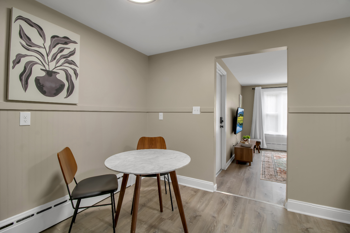 2 Bed by Bill Stadium (Many units available) - Photo 12