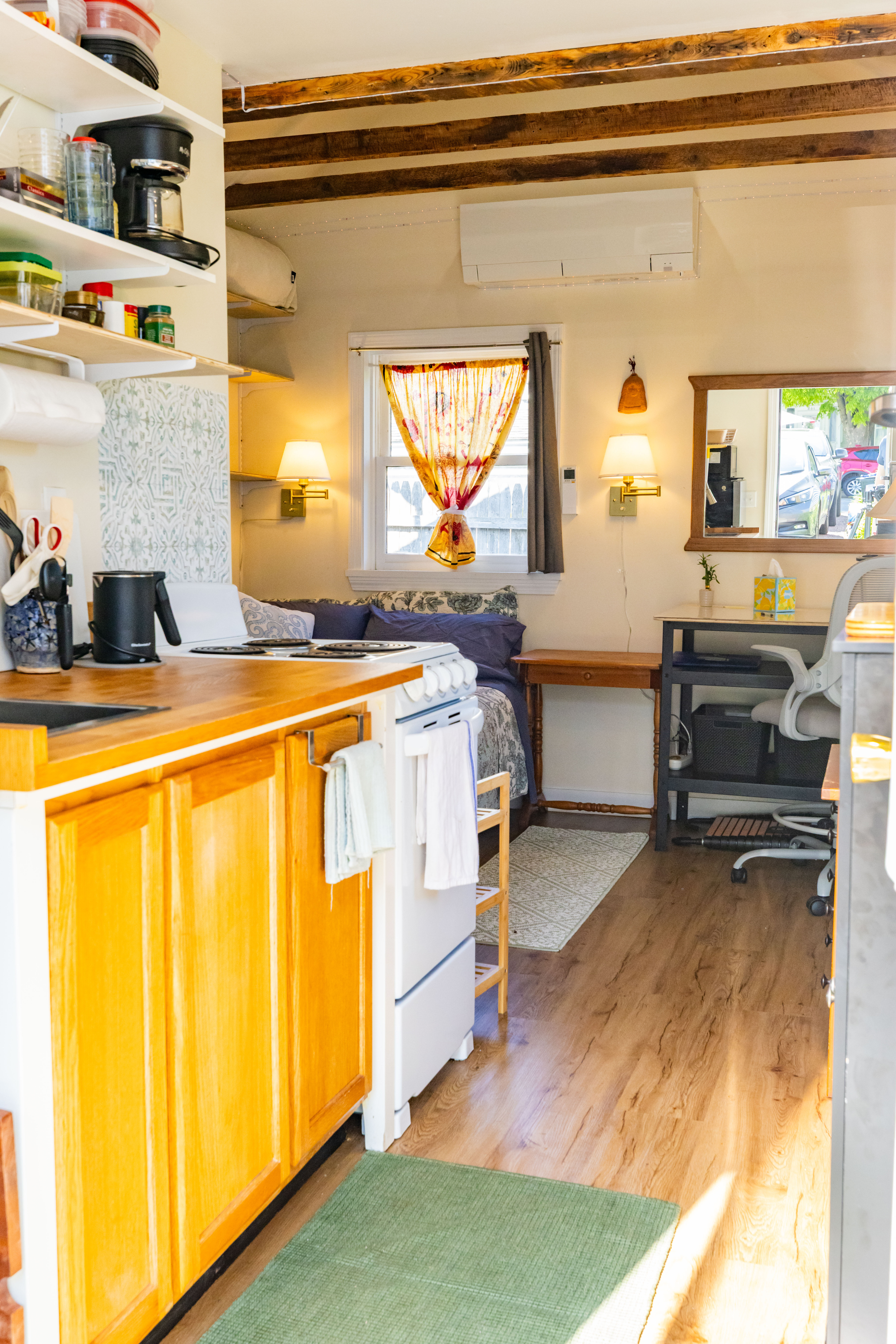 Tiny House "Sesame" in Burlington's Old North End - Photo 11