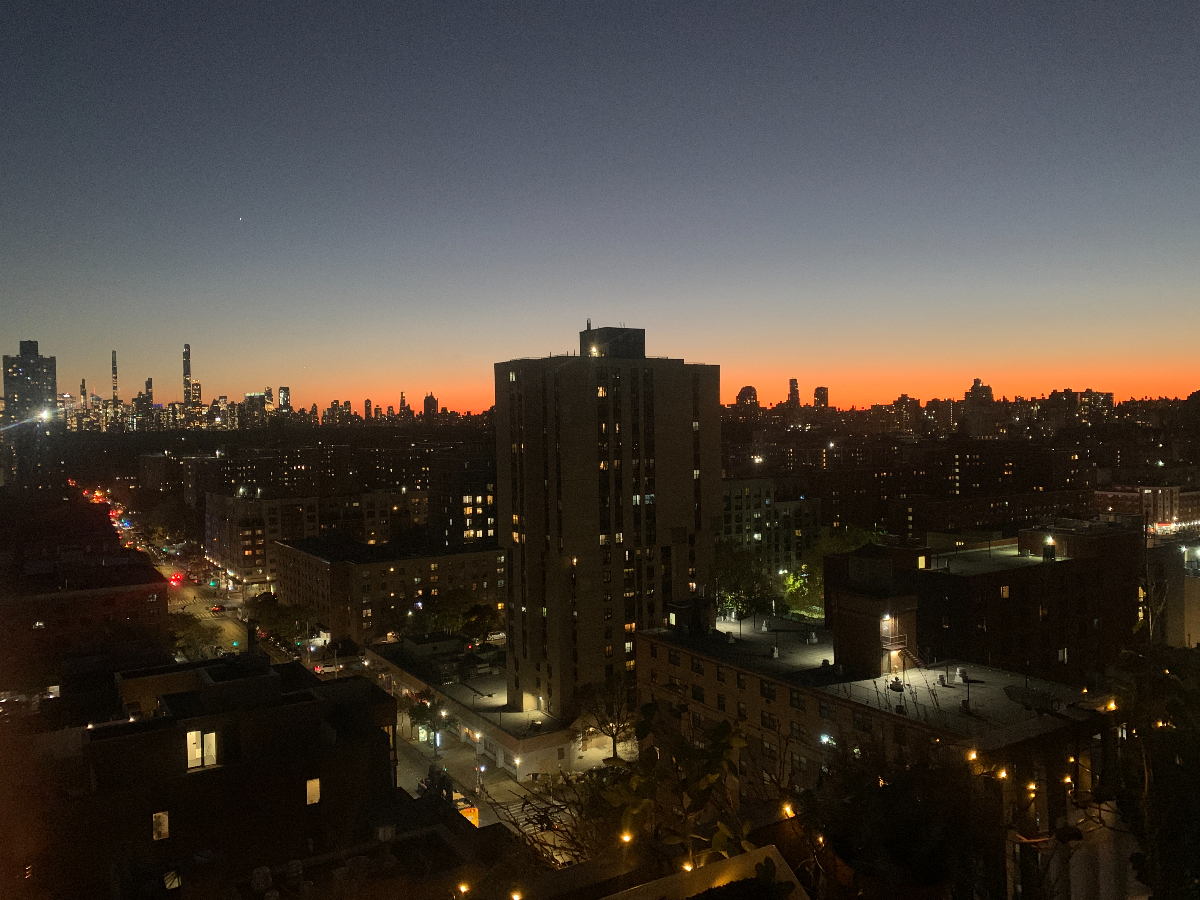 Private Bedroom with Bathroom in Uptown NYC Airy 2bdr/2bth with Fantastic Views - Photo 12