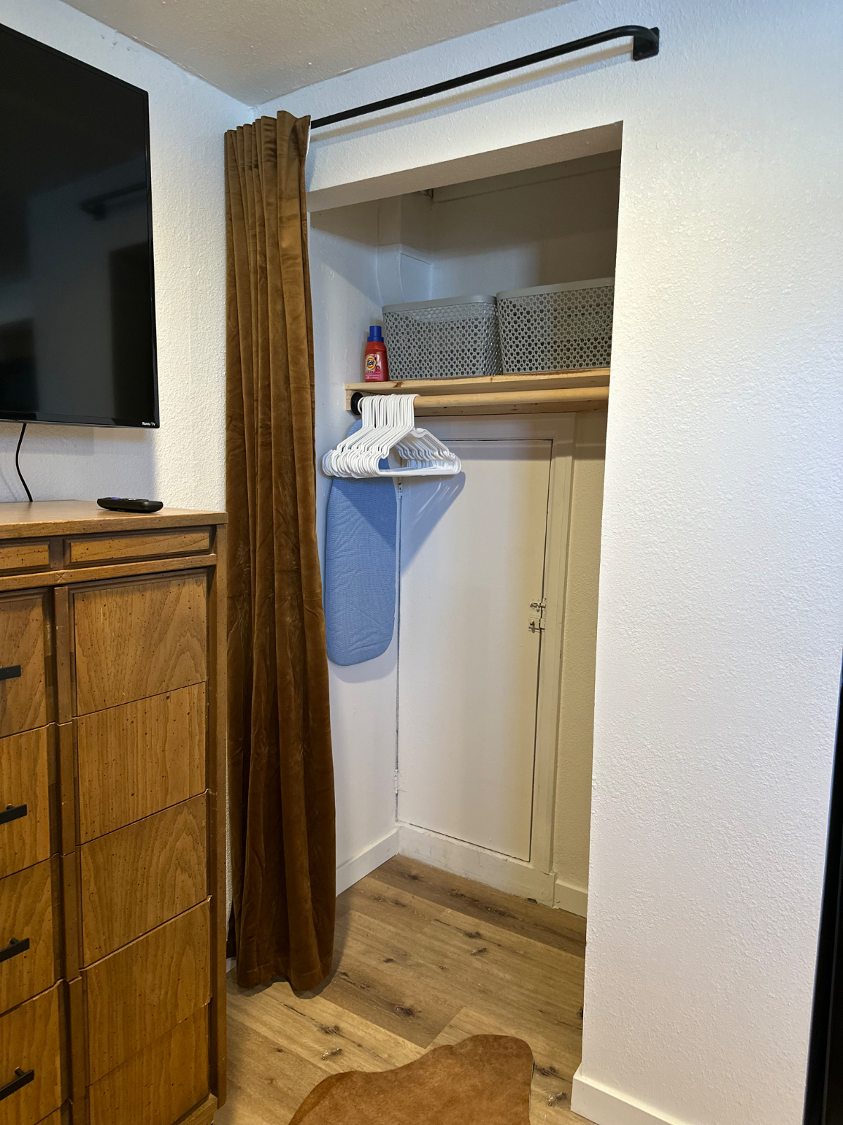 The Nook - Quaint, Cozy, & Central - Studio w/ Free W/D Access in Avenues - Photo 12