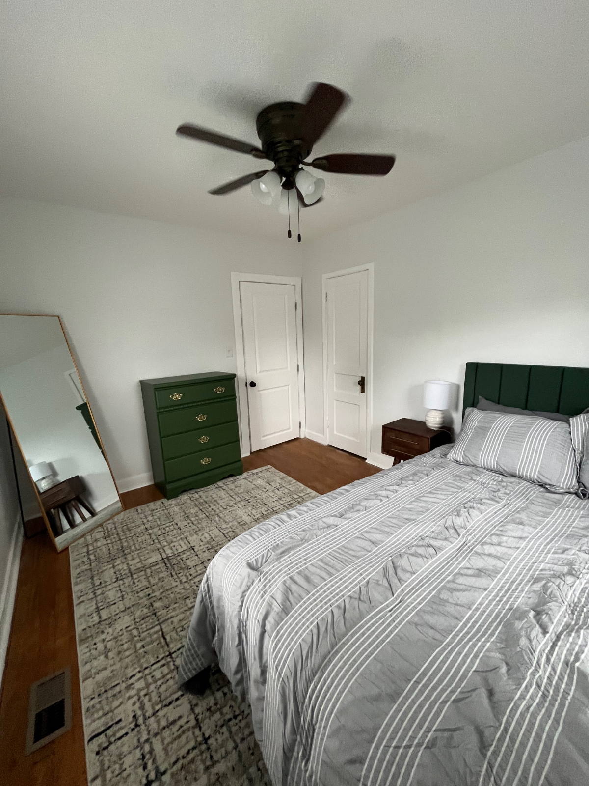 Vienna Bungalow Close to Parkersburg and Marietta Hospitals - Photo 11