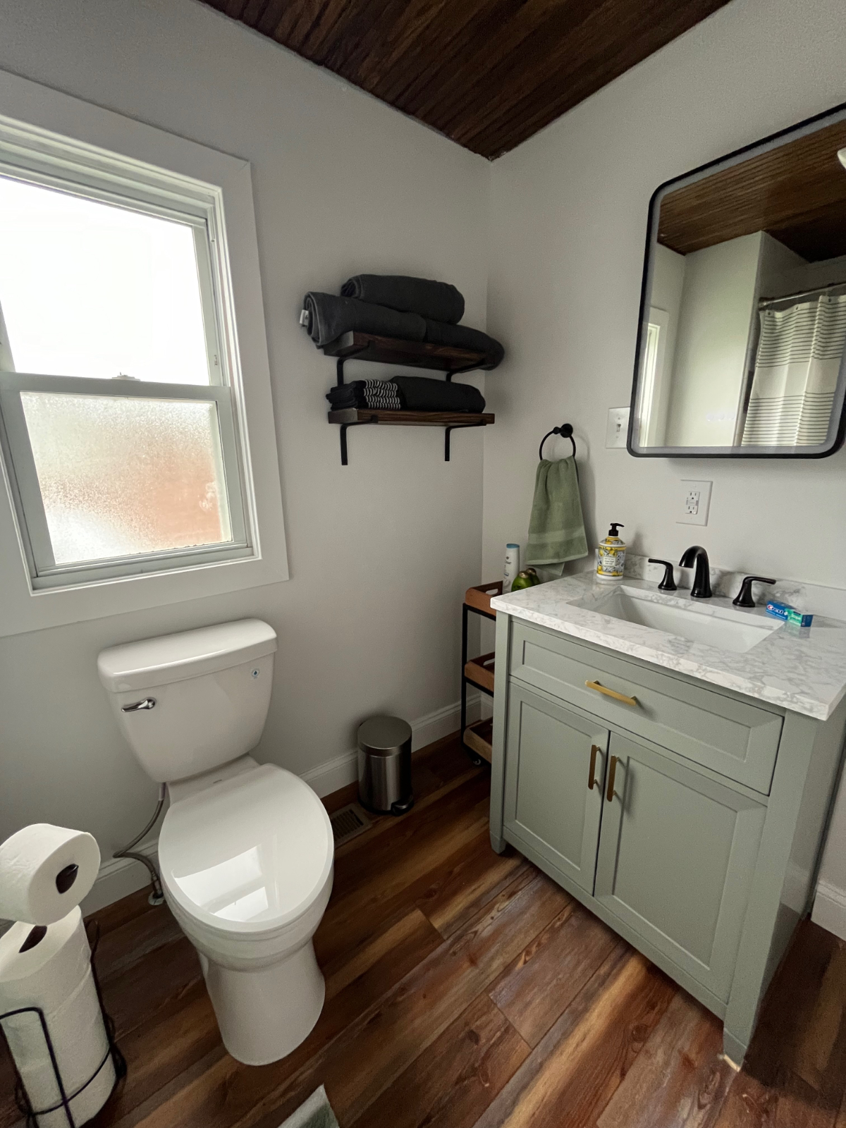 Vienna Bungalow Close to Parkersburg and Marietta Hospitals - Photo 8