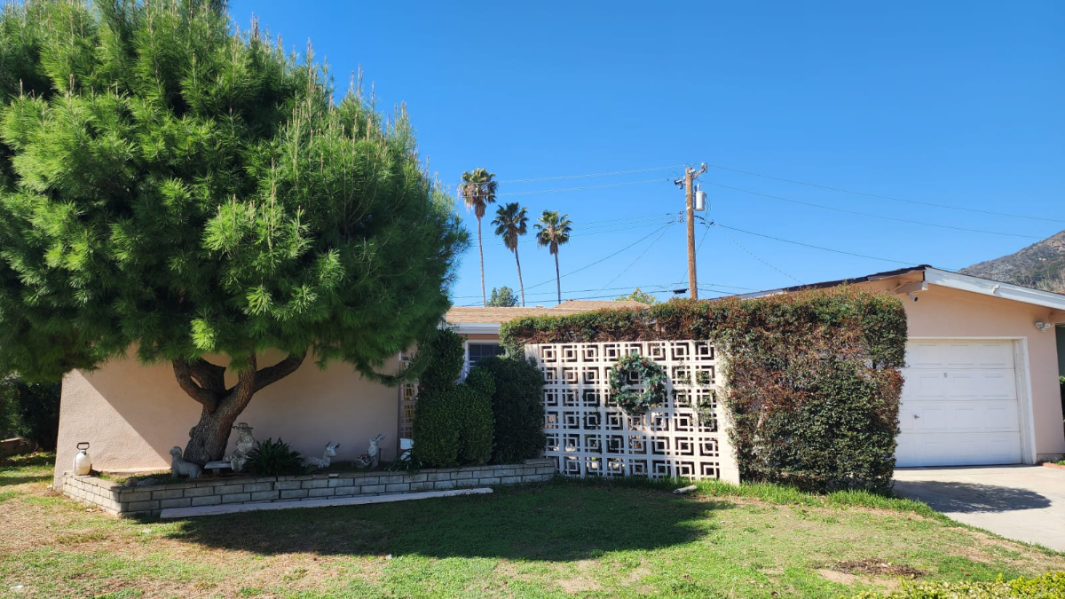 Mountain View Hacienda 4 Bed/ 2 Bath