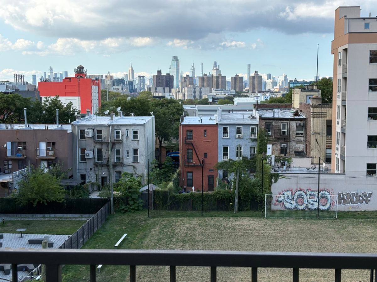 Brooklyn Modern 2BR Penthouse Condo with Luxe Comforts in Clinton Hill - Photo 11