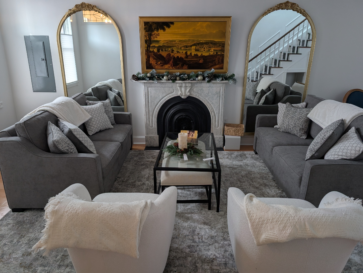Fully Renovated Historic Rowhouse in Historic Anacostia - Photo 3