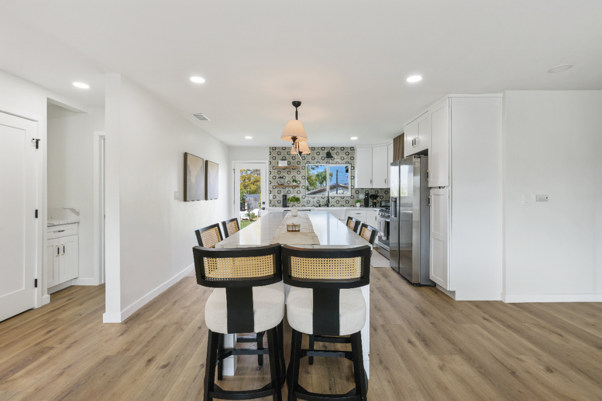 Modern 3 Bed/2 Bath Retreat - Photo 5