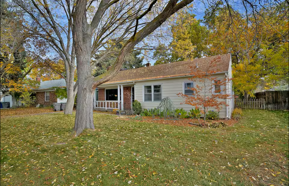 Charming Boise Home - Cozy 3BR, All Comfort with Idaho Charm - Photo 12