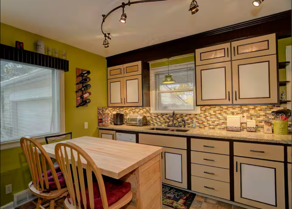 Charming Boise Home - Cozy 3BR, All Comfort with Idaho Charm - Photo 5