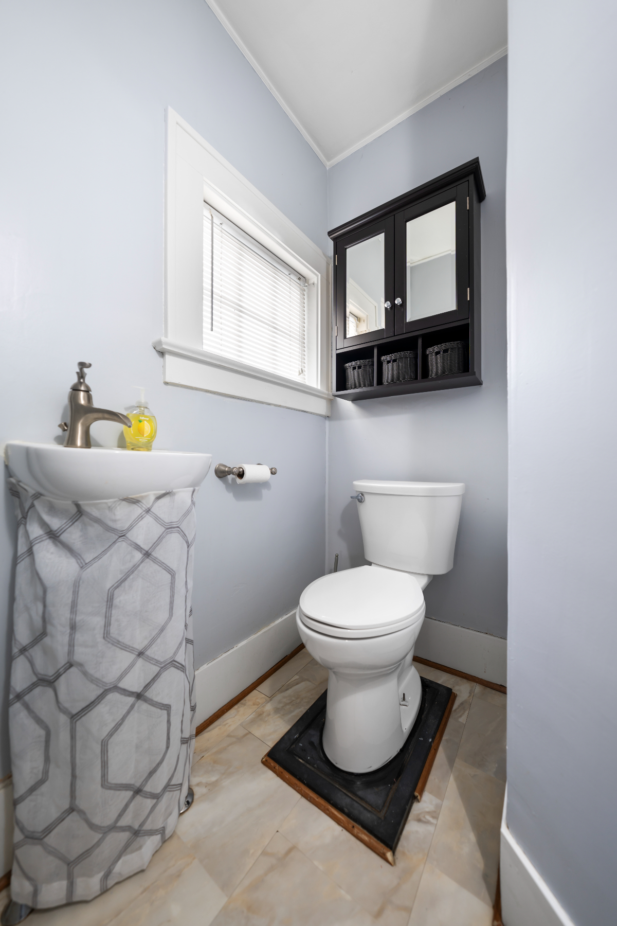 Unit 1of3- 1BR, shared BA in upscale happening neighborhood of N Winton Village - Photo 9
