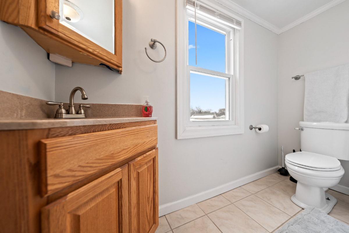 Unit 1of3- 1BR, shared BA in upscale happening neighborhood of N Winton Village - Photo 8