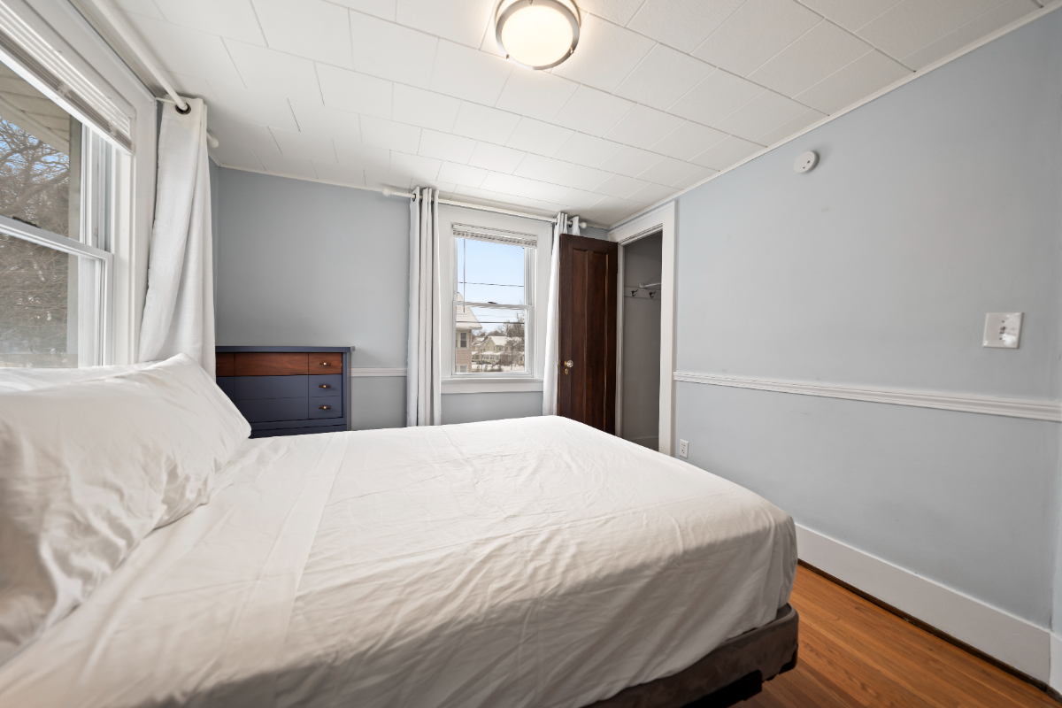 Unit 1of3- 1BR, shared BA in upscale happening neighborhood of N Winton Village - Photo 6