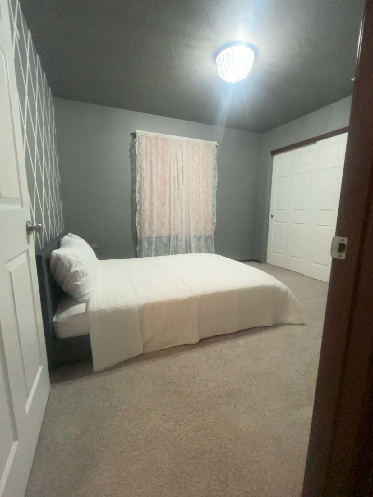 furnished bedroom for rent