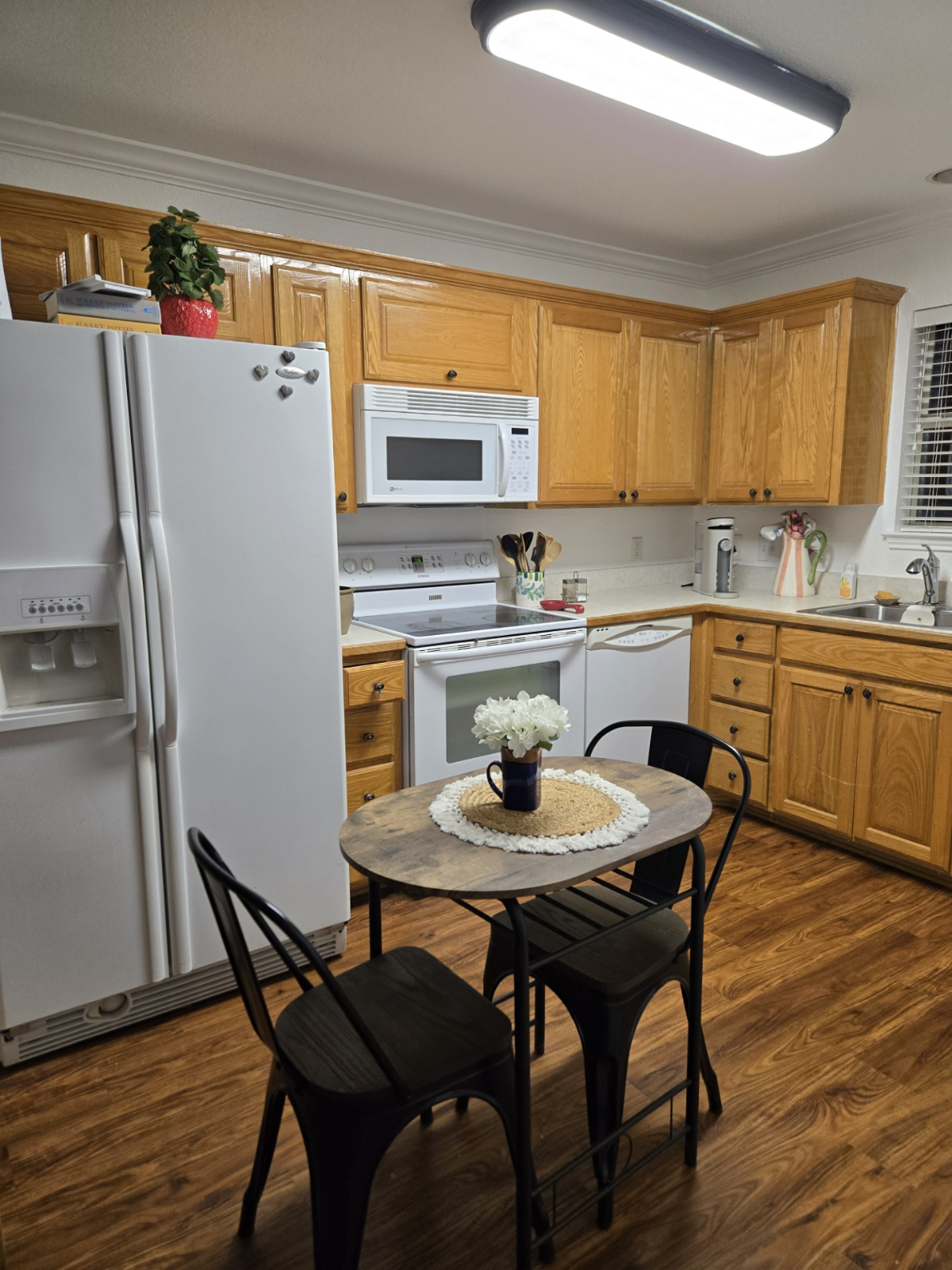 Charming Burleson Retreat--Cozy 1-Bedroom Apartment with Modern Comforts and Serene Outdoor Oasis - Photo 2