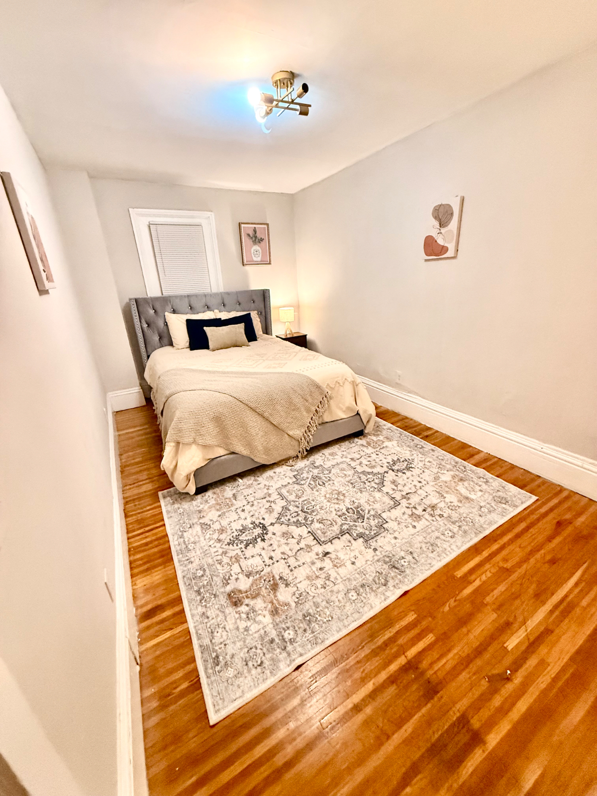 Luxe 2-bedroom apartment close to strong... - Photo 8