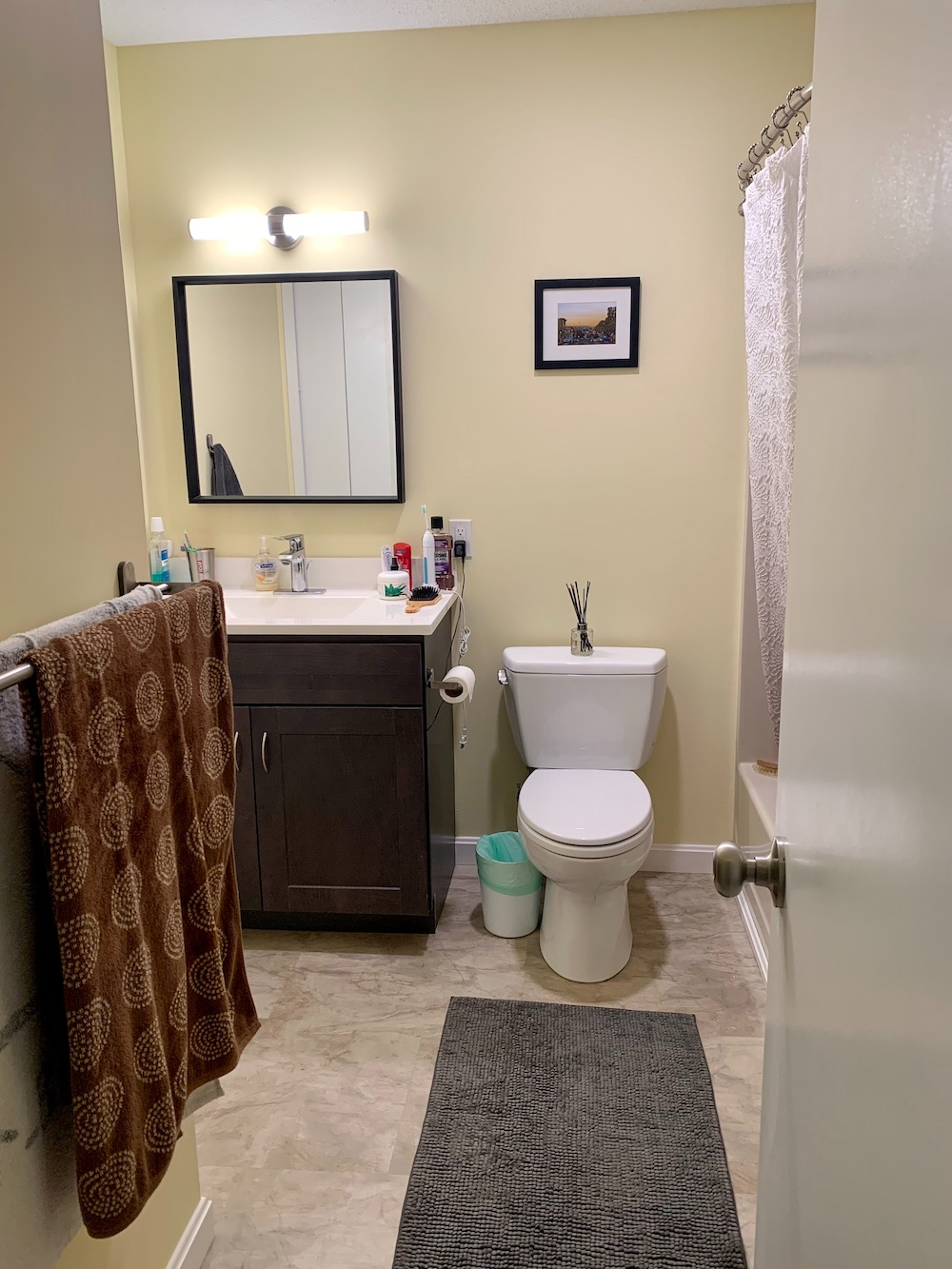Woodsy 2br condo near Lake Champlain - Photo 9