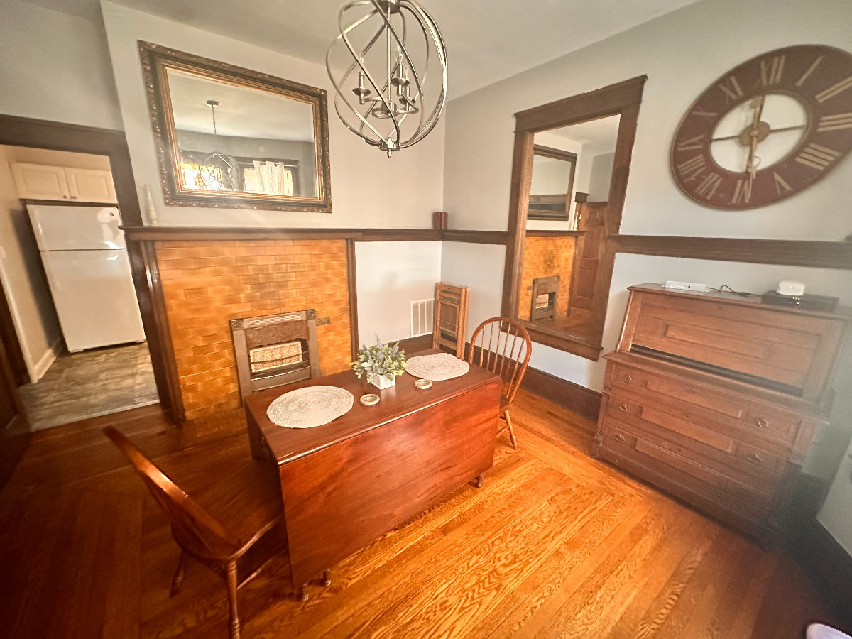 30 Ruffner Ave - 3 bed 2 bath house - steps from riverfront - convenient to CAMC and WVU Medicine Th - Photo 8