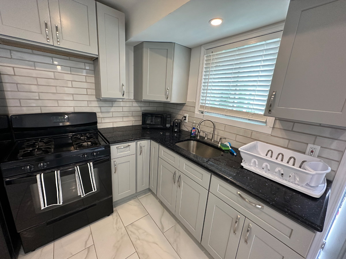 fully renovated home away from home - Photo 5