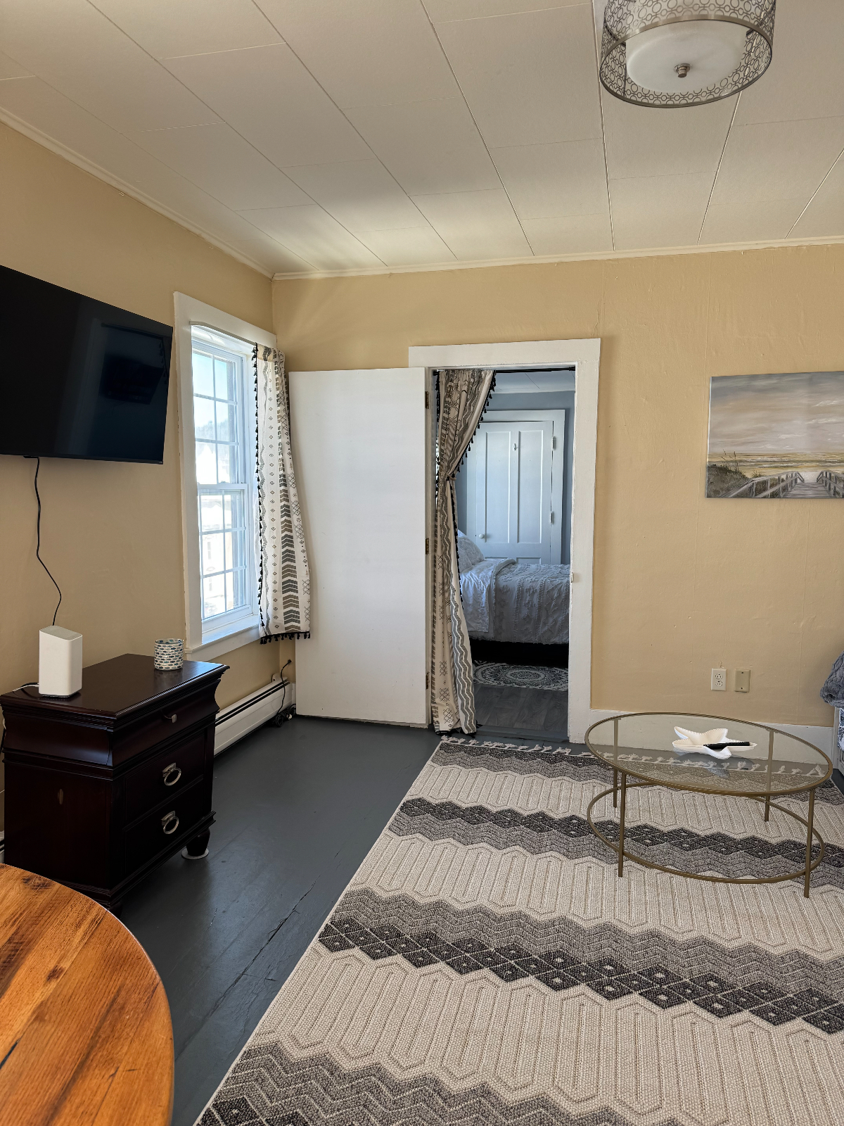 Heart of Downtown with bonus daybed - Photo 11