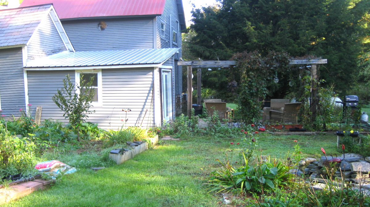 Beautiful Fully Furnished 1 Bedroom Apartment Chester, VT - Photo 12