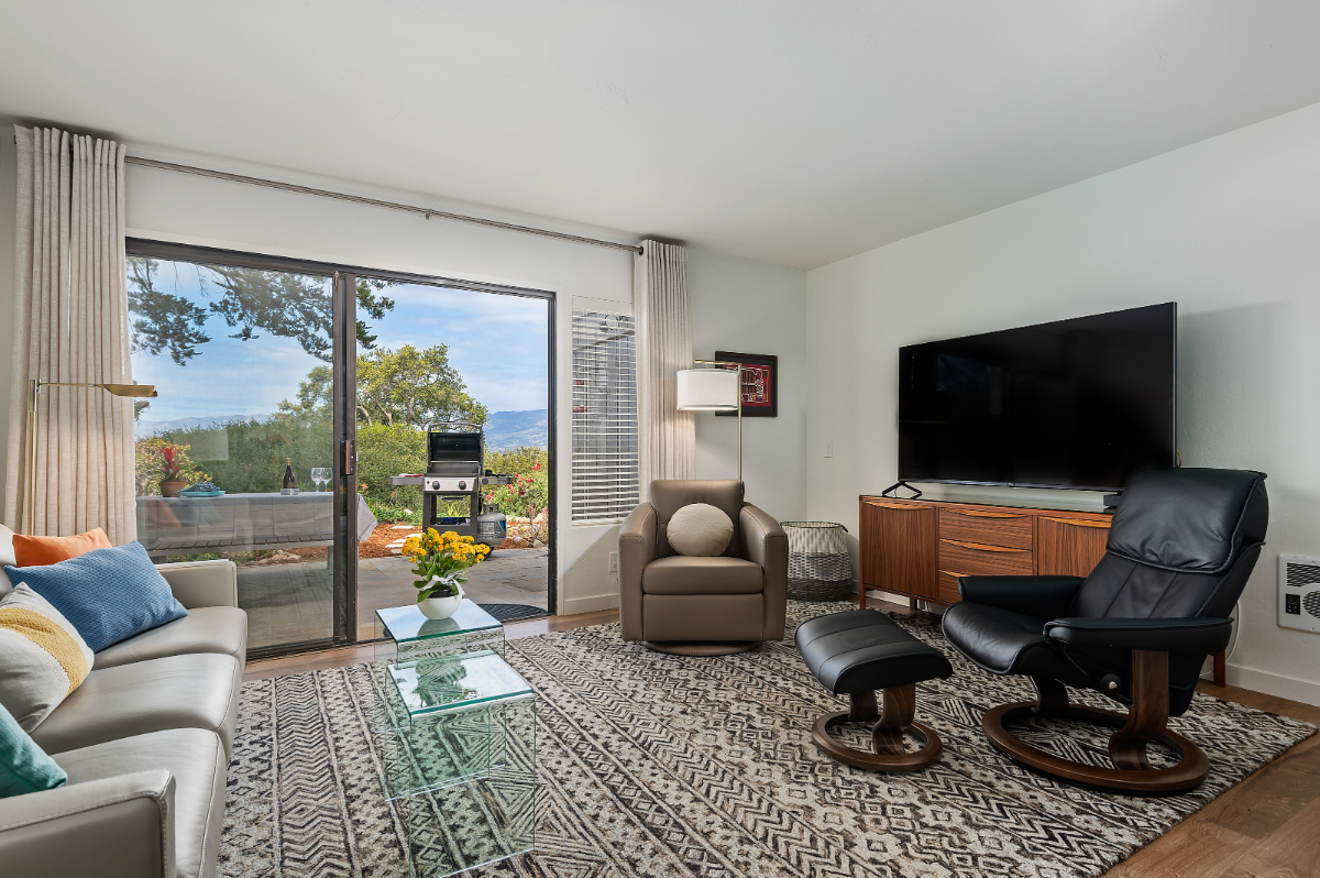 Buena Vista condo- Downtown Santa Barbara - Photo 3