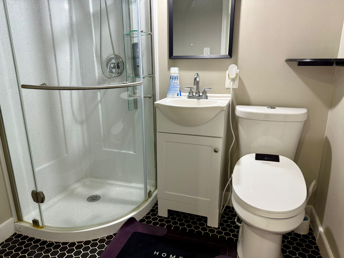 Spacious Private room - Photo 7