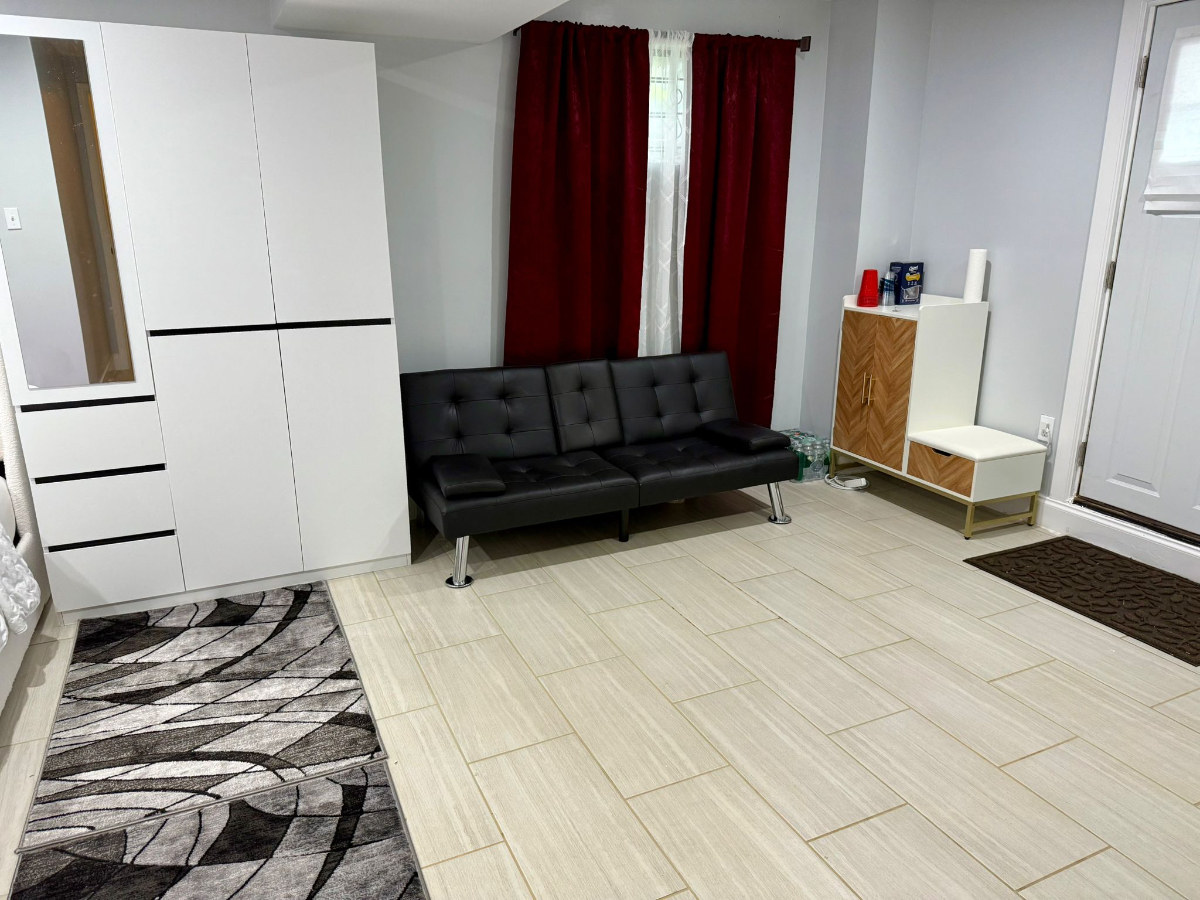 Spacious Private room - Photo 8