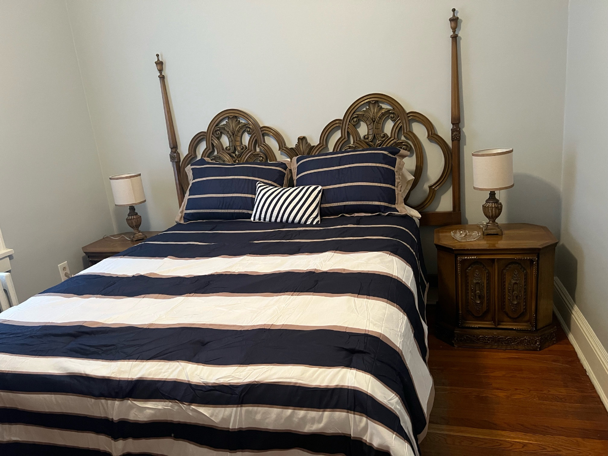 Charming 2BR/1BA Apartment with Modern Comforts in a Prime Location, Near Hospitals. - Photo 10