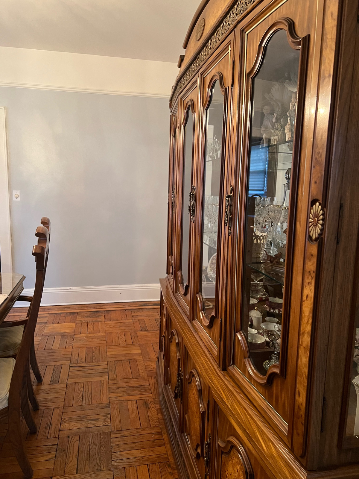 Charming 2BR/1BA Apartment with Modern Comforts in a Prime Location, Near Hospitals. - Photo 5