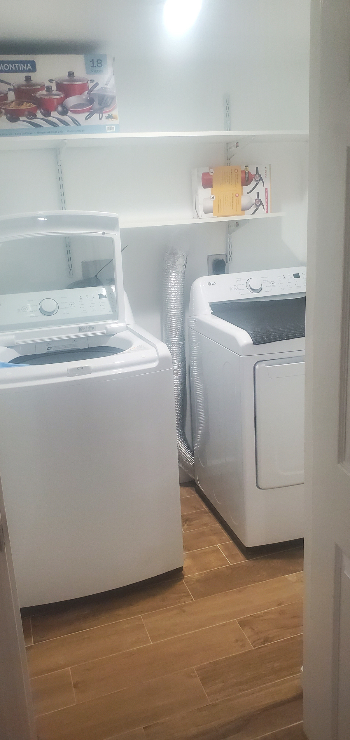 Cozy 1 Bedroom Apartment near 5 Hospitals - Photo 6