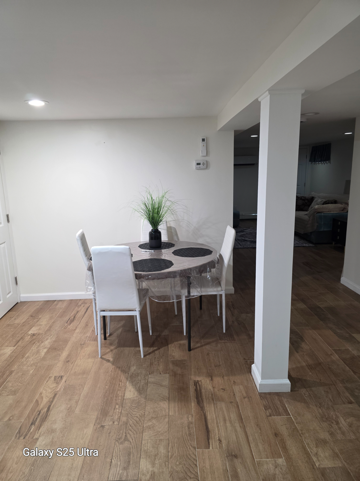 Cozy 1 Bedroom Apartment near 5 Hospitals - Photo 4