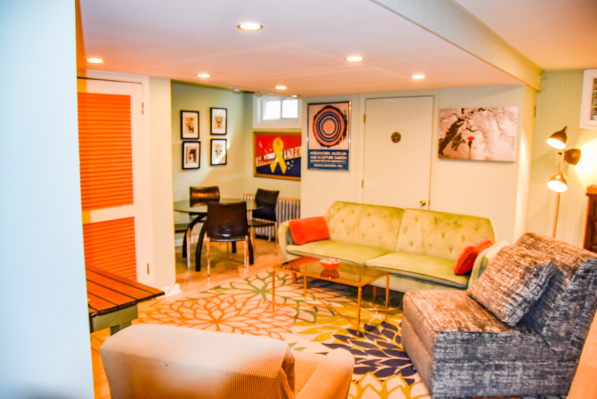 Entire English Basement in Private Home - Photo 1