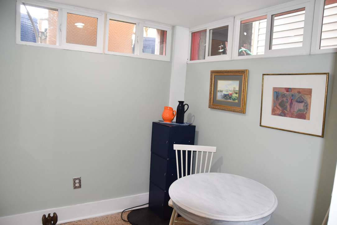 Entire English Basement in Private Home - Photo 11