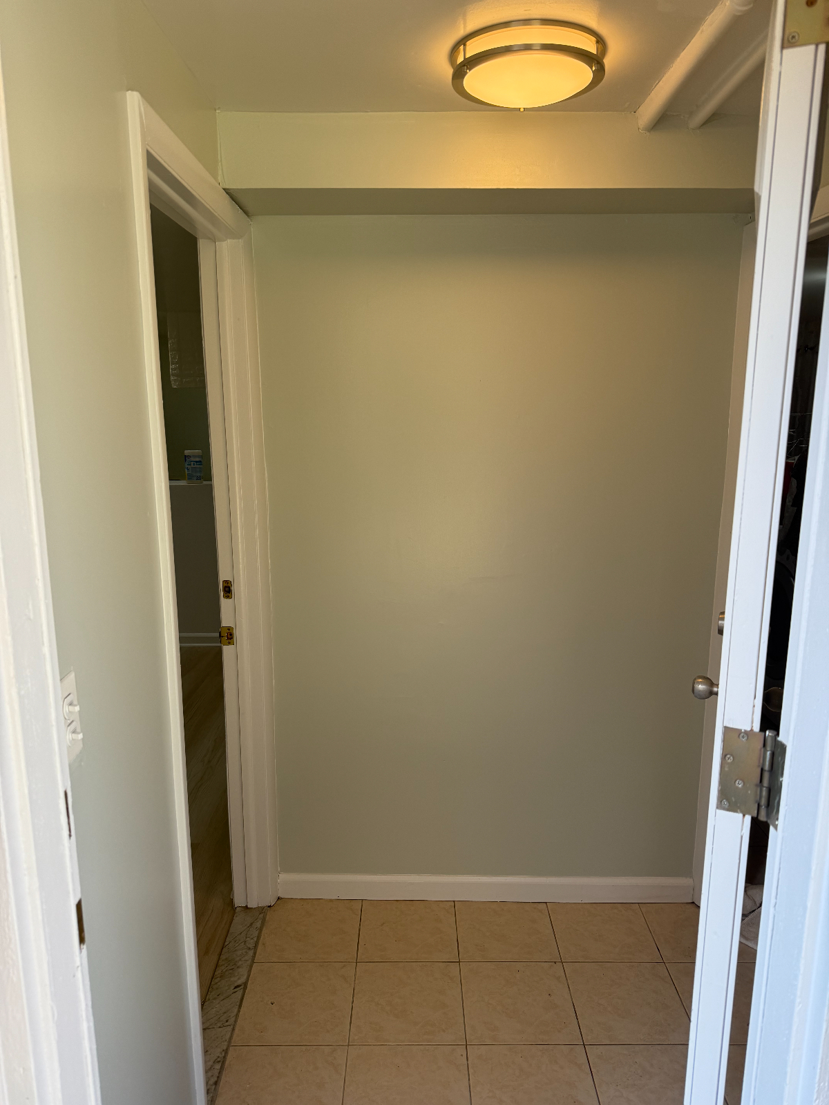 Charming & Convenient--Modern 1-Bed Apartment with Urban Flair - Photo 6