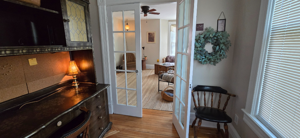 Charming 1-Bedroom Apartment - Photo 4
