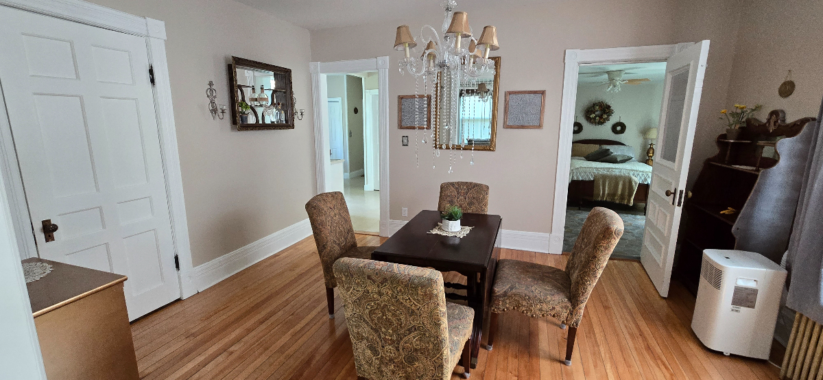 Charming 1-Bedroom Apartment - Photo 6
