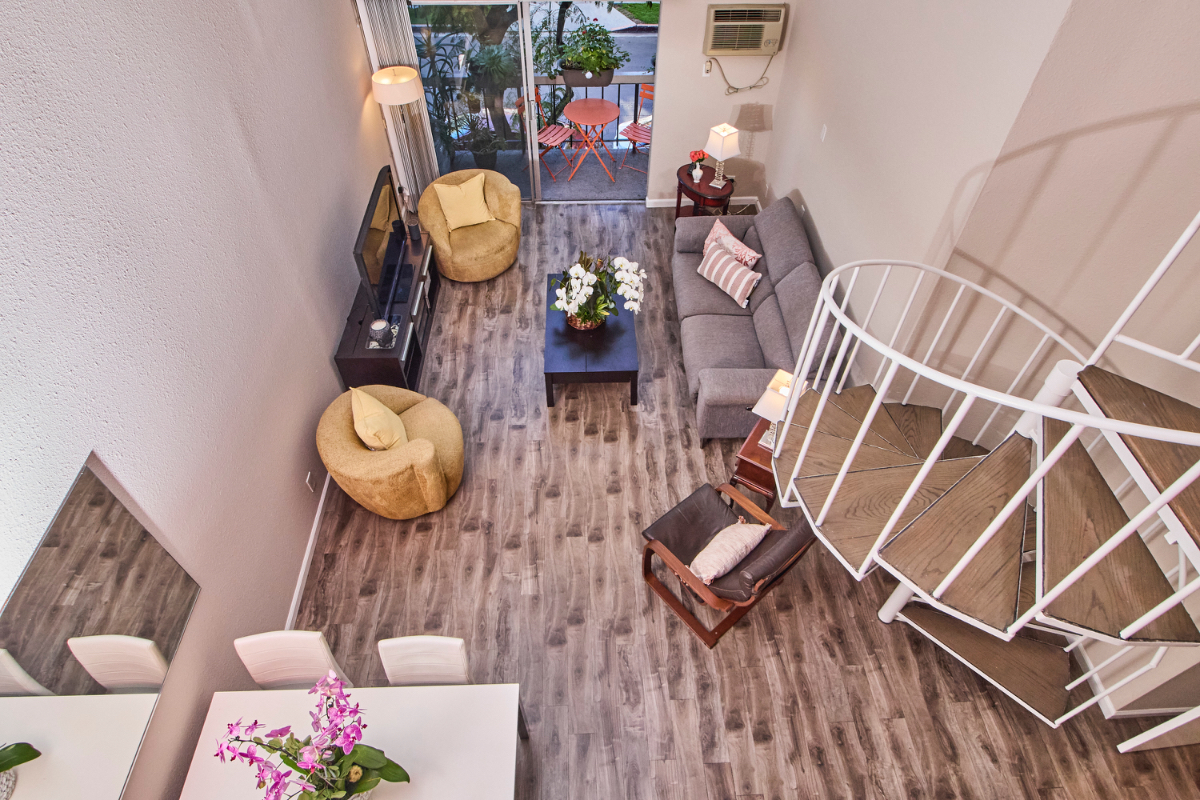 Modern condo in the heart of Westwood near UCLA - Photo 3