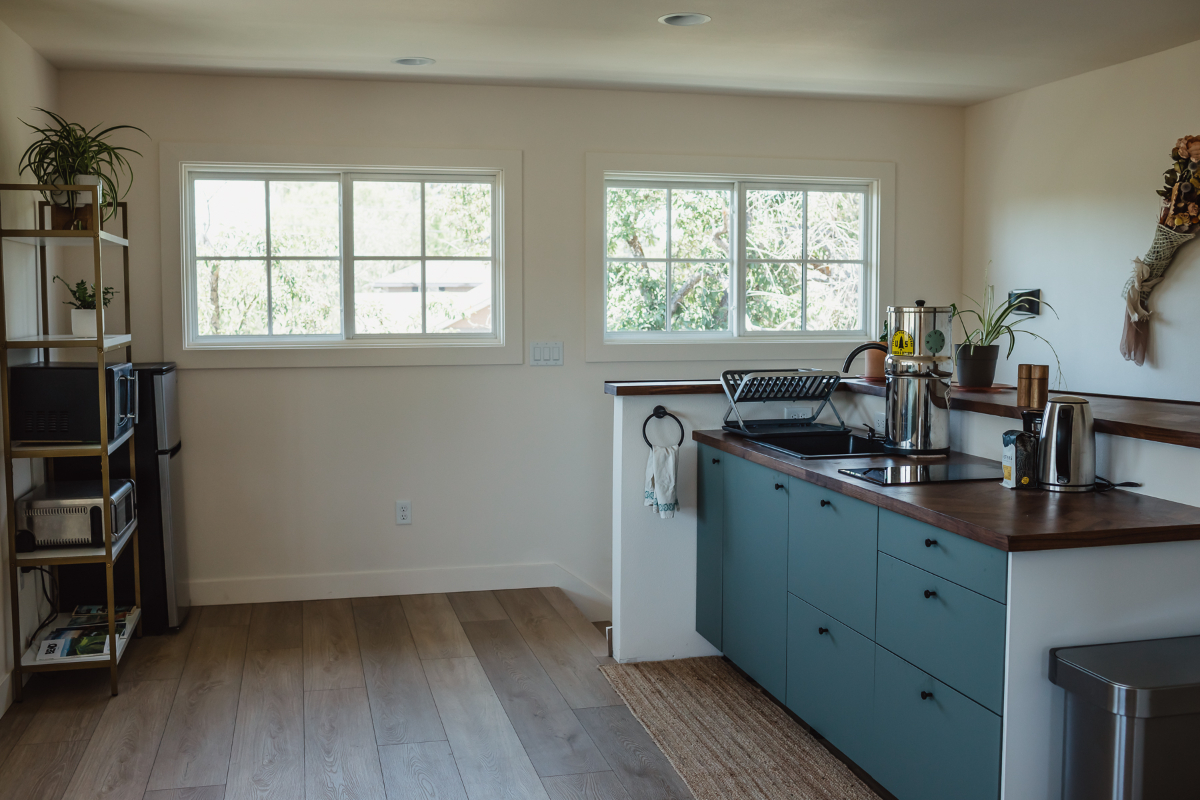 Studio Above Garage in Old Bend - Photo 5