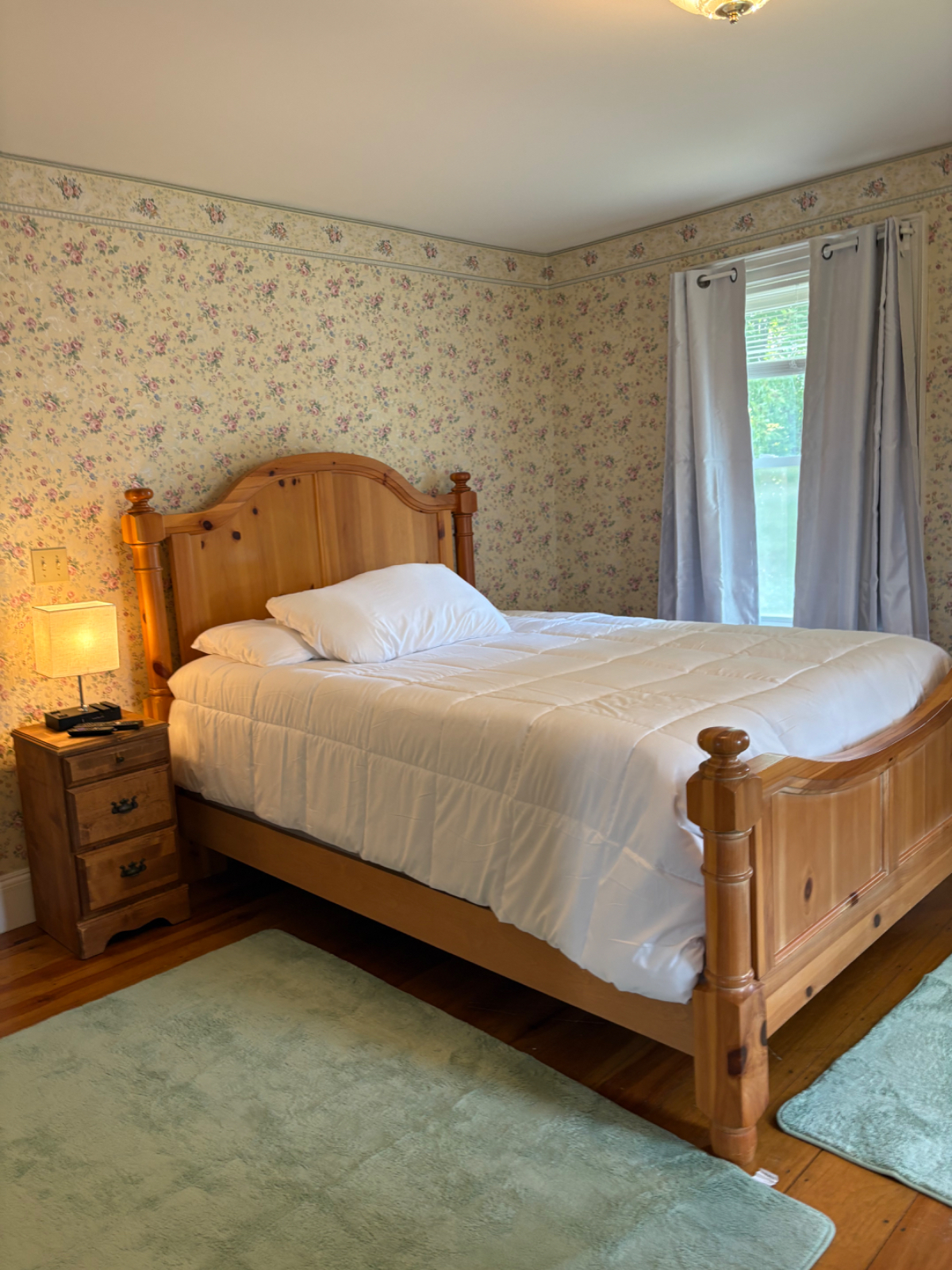 Modern Comfort in Serene Bristol Abode - Photo 3