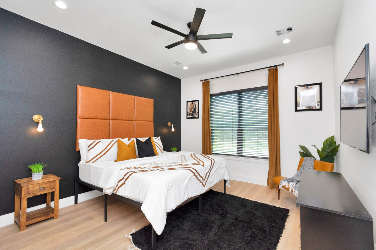 Modern & Cozy Furnished Home Near Medical Center & Downtown - Photo 5