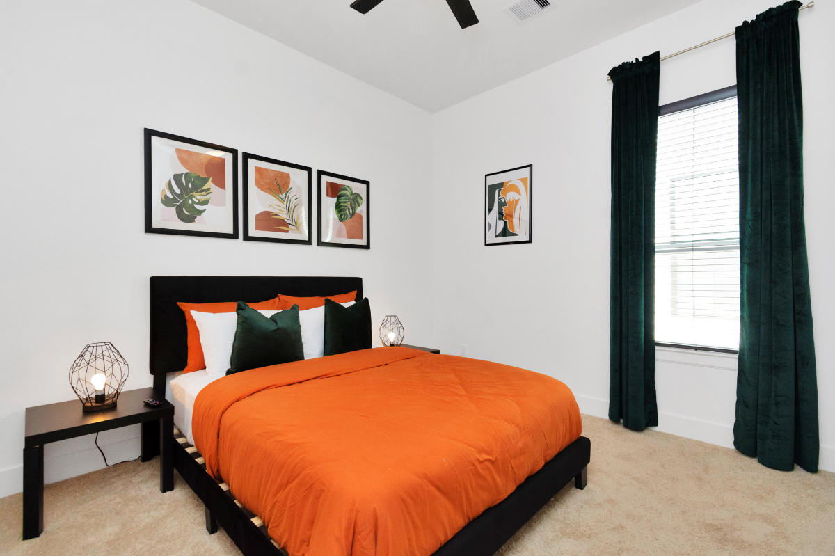 Modern & Cozy Furnished Home Near Medical Center & Downtown - Photo 8