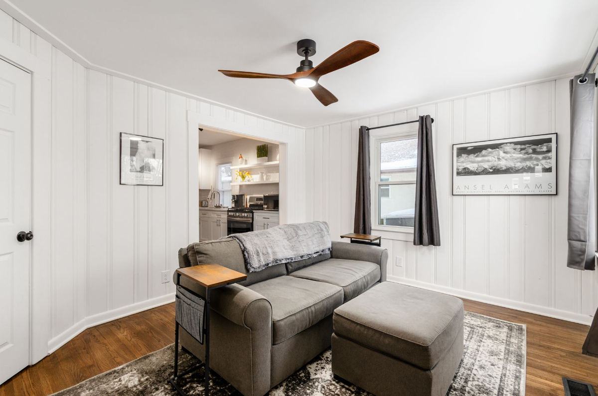 Stylish Remodeled Studio Walk to Nationwide Childr