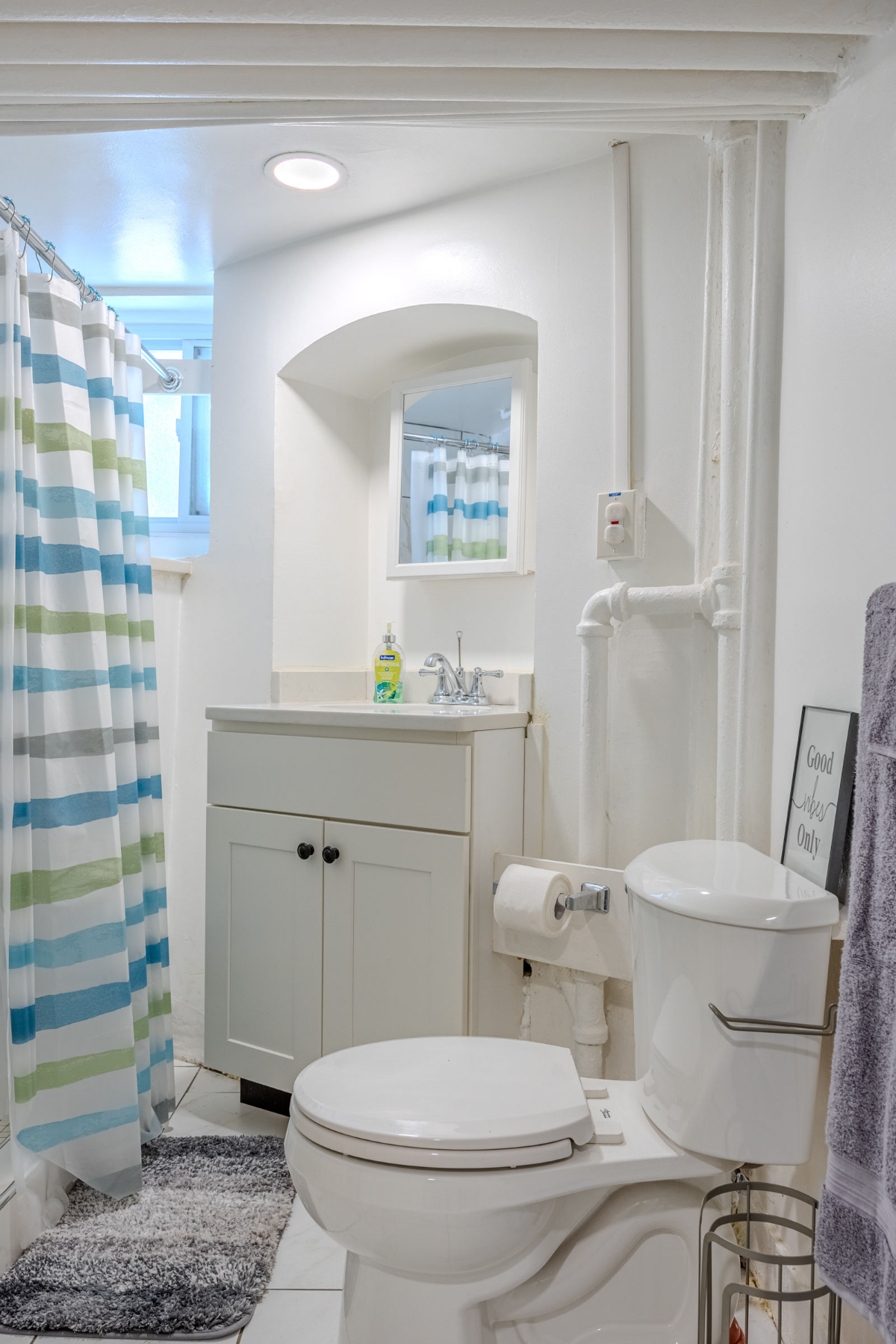 Cozy 1-bedroom apartment located in UNBEATABLE location Washington DC - Photo 9