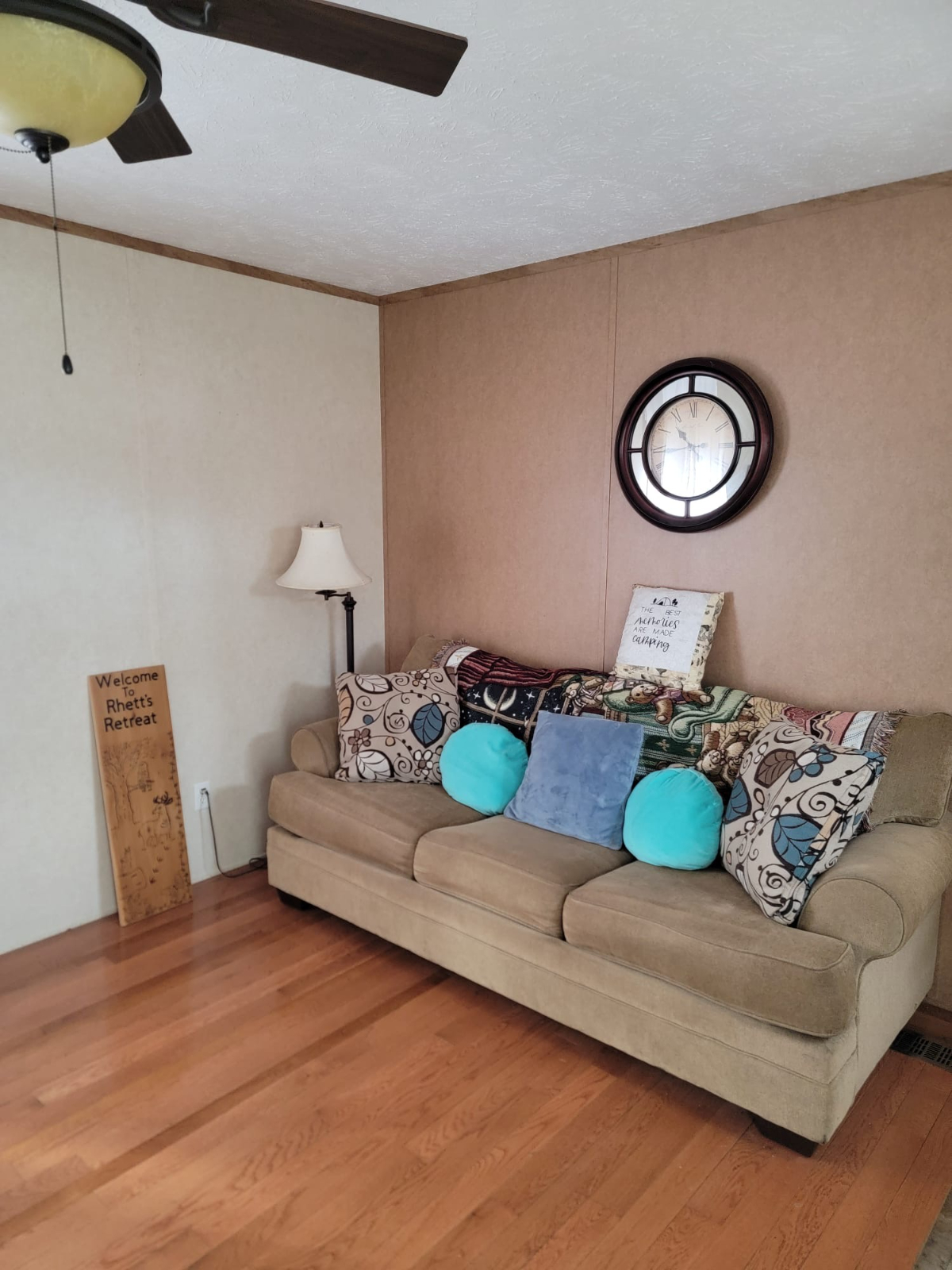 Charming & Newly Renovated Mobile Home--The property can be rented as whole house or per rooms. - Photo 3