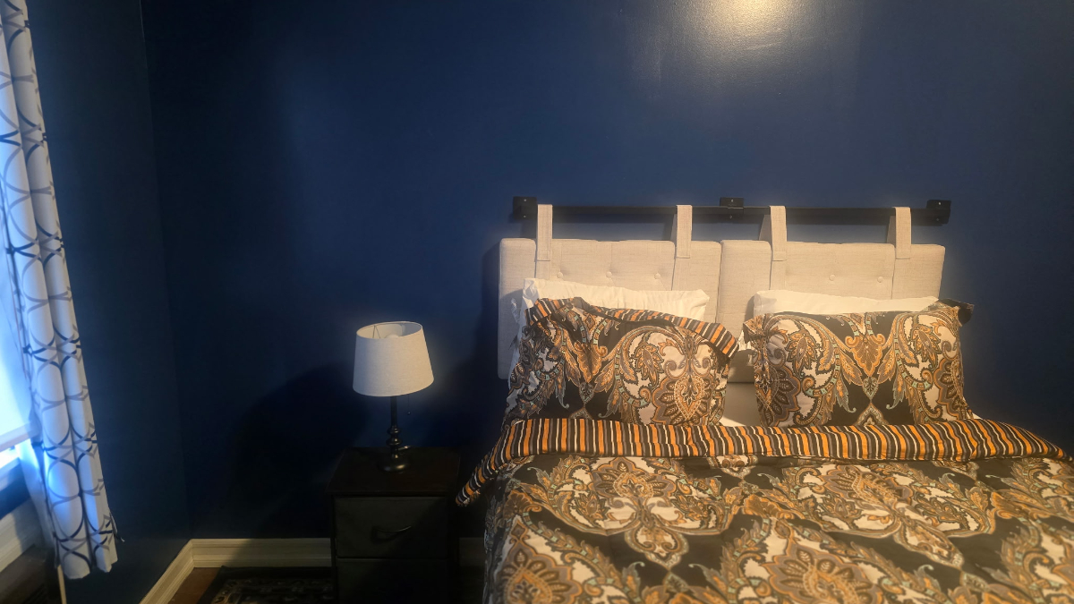 Brooklyn Retreat Private Room with All Comforts - Photo 3