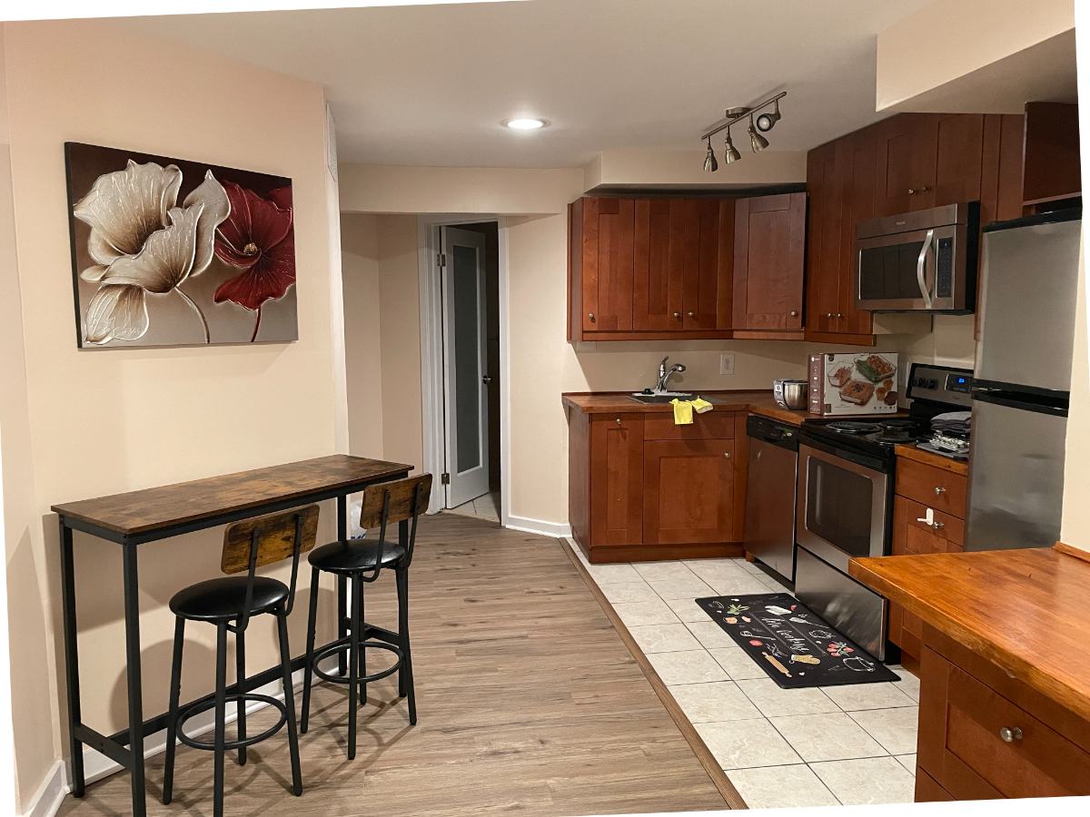 Prime Location right off 14th St, NW - Photo 3