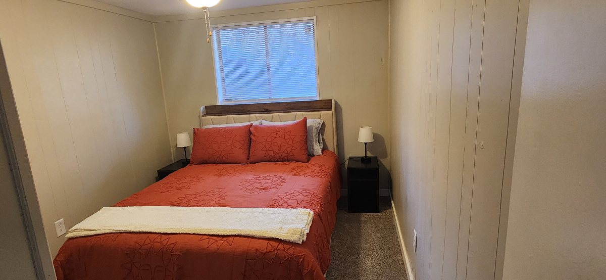 Cozy & Convenient 2BR/1BA Downstairs Duplex Unit-Close to Ruby Hospital - Photo 8