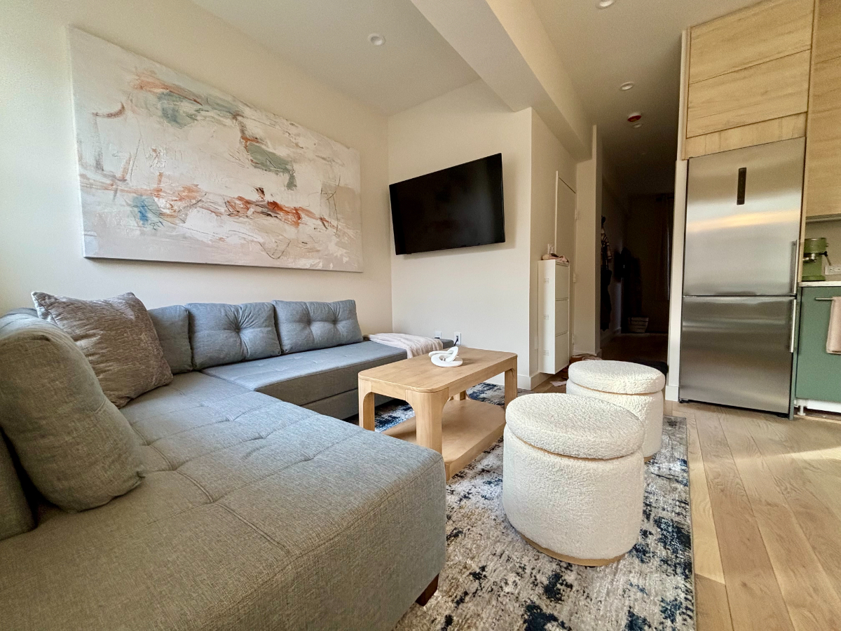 Luxury Modern Retreat in Dupont - Photo 5