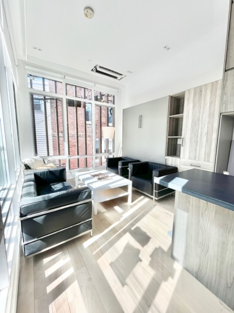 Cozy Columbia Heights Studio Oasis - Serenity & Urban Sophistication Combined - Photo 1