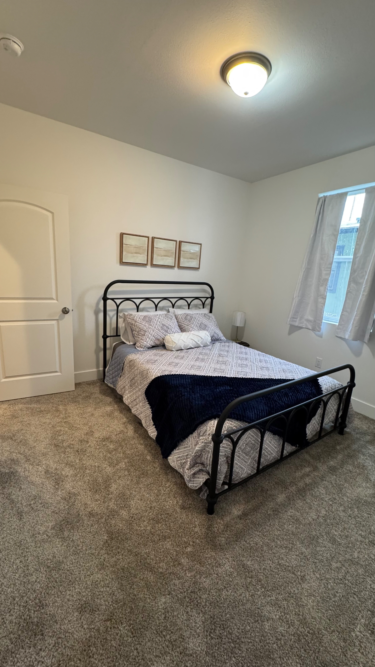Modern Chic, New Build - Photo 10