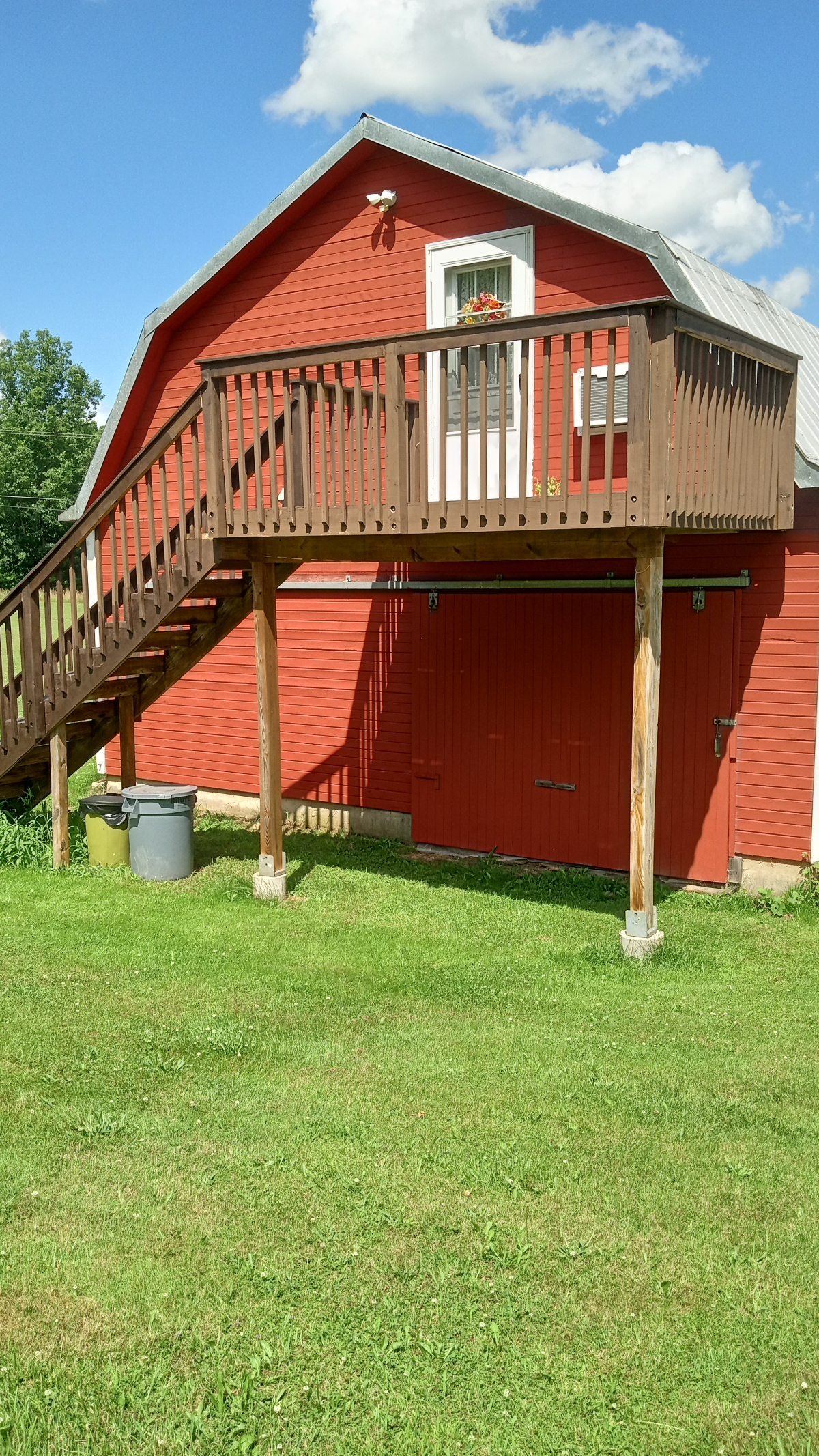 The Barn - Photo 2